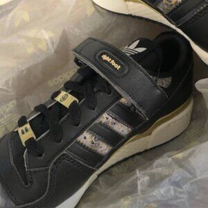 Adidas Women Forum Low Candace Parker 6.5 NWT